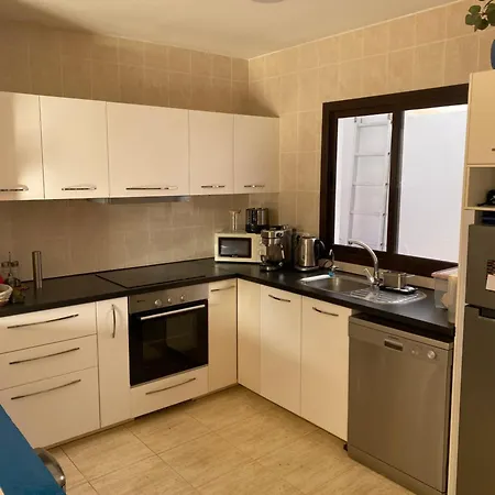 Primera Villa *
