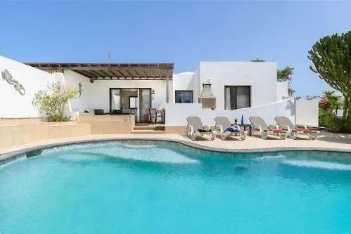 Primera * Πλάγια Μπλάνκα